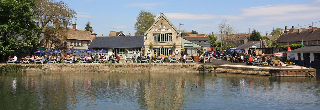 The Riverside, one of our favourite local pub gardens